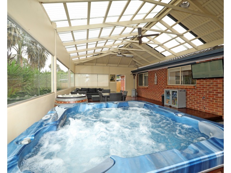 69 Ormonde Road, Ferntree Gully VIC 3156