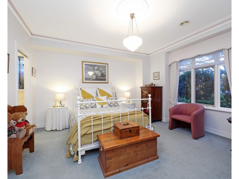 42 Golding Avenue, Rowville VIC 3178