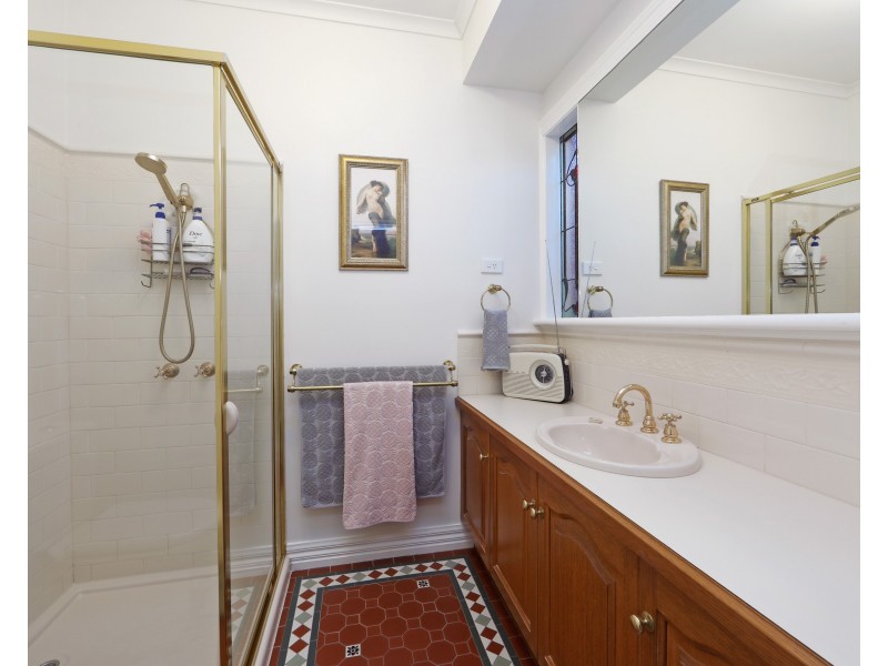 42 Golding Avenue, Rowville VIC 3178