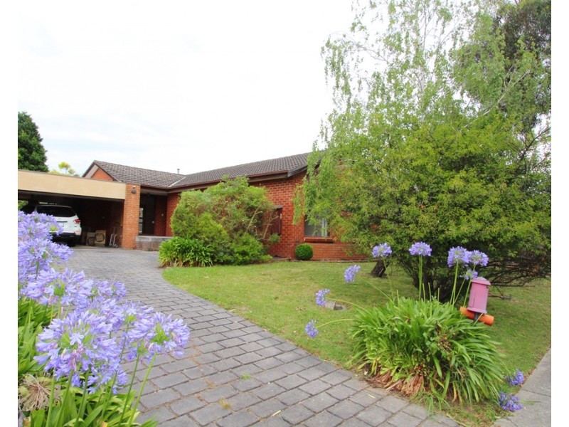 12 Cardinia Way, Rowville VIC 3178