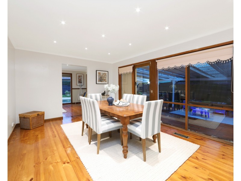 87 Lakesfield Drive, Lysterfield VIC 3156