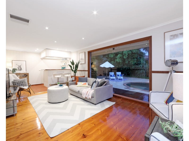 87 Lakesfield Drive, Lysterfield VIC 3156