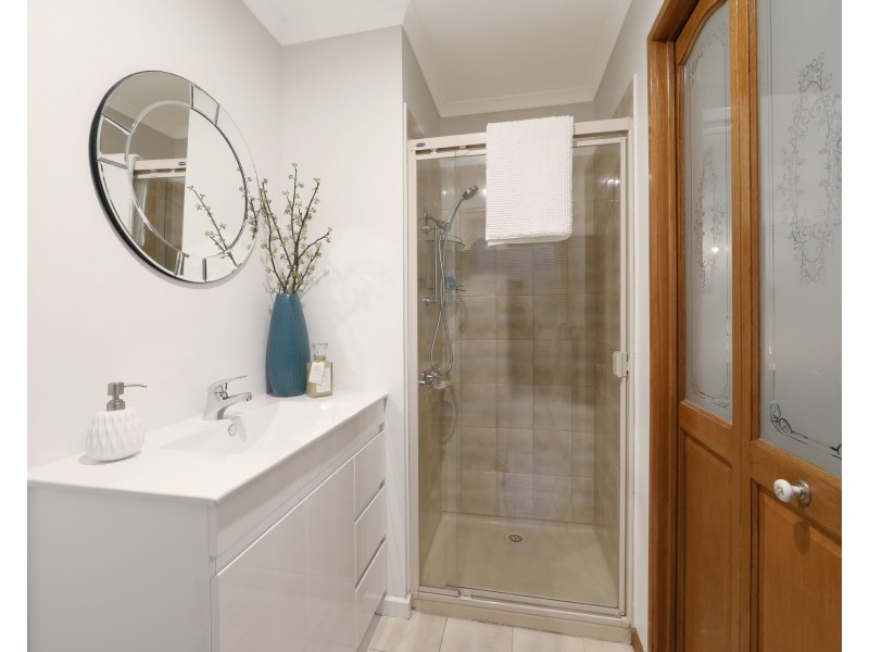 87 Lakesfield Drive, Lysterfield VIC 3156