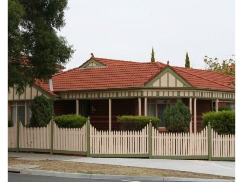 42 Turramurra Drive, Rowville VIC 3178