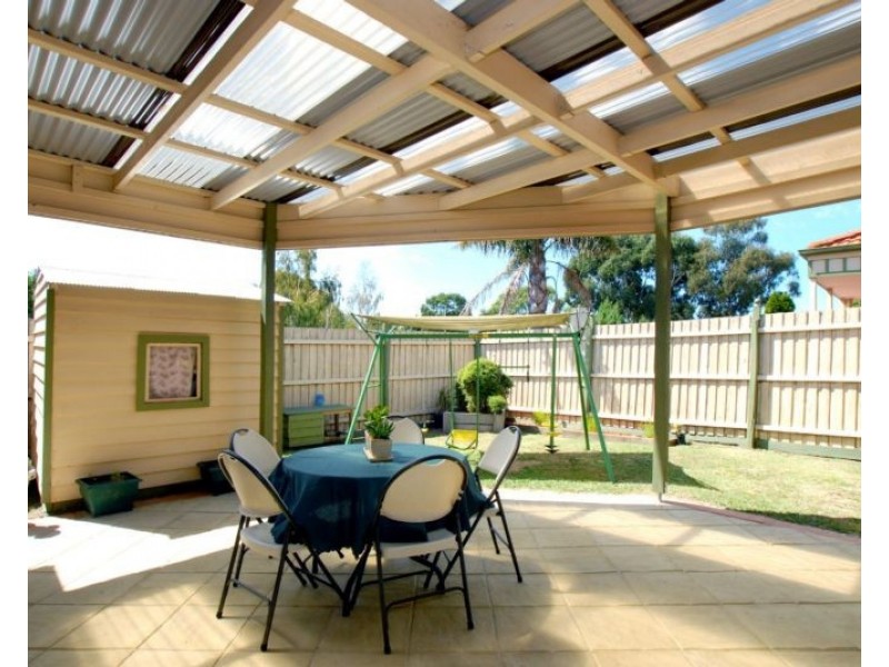 42 Turramurra Drive, Rowville VIC 3178