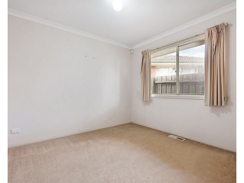 1/11 Lakeview Avenue, Rowville VIC 3178