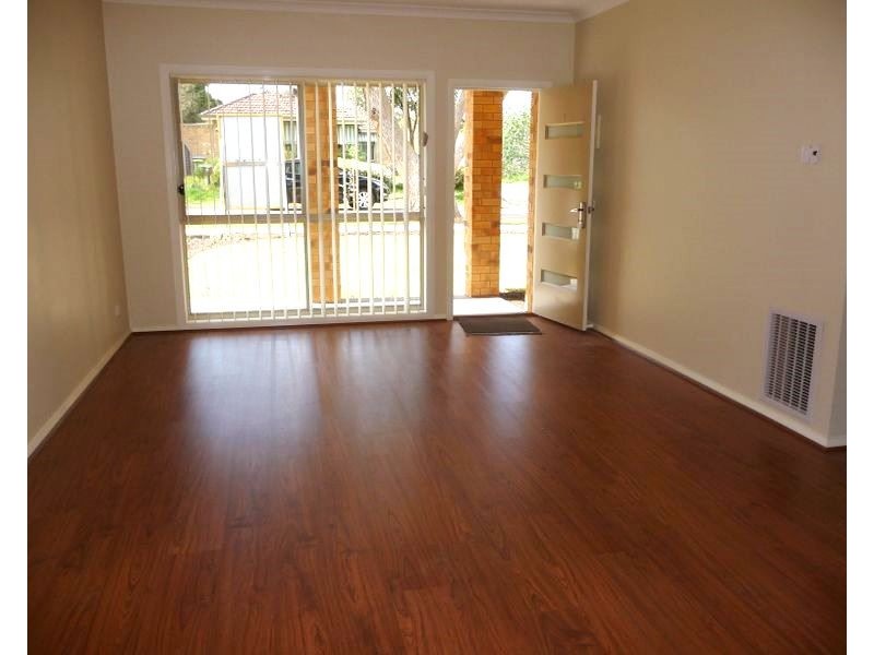 1/61 David Street North, Knoxfield VIC 3180