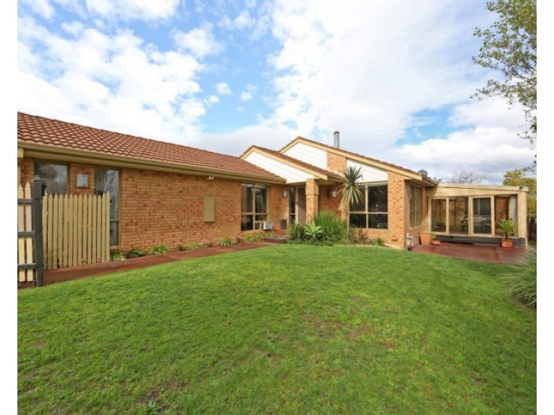 3 Finsbury Close, Rowville VIC 3178