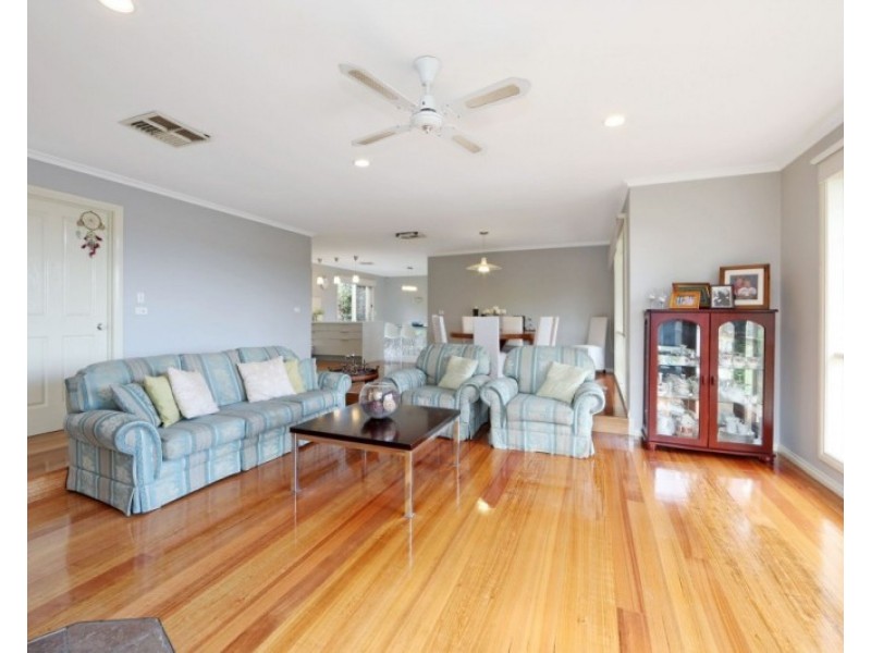 3 Finsbury Close, Rowville VIC 3178