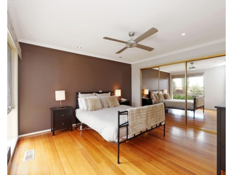 3 Finsbury Close, Rowville VIC 3178