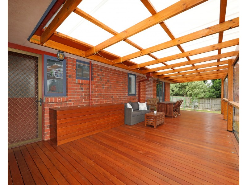 17 Bexsarm Crescent, Rowville VIC 3178