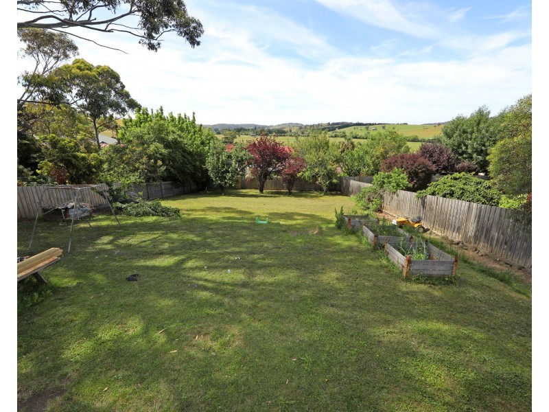 25 Blucher Street, Ferntree Gully VIC 3156