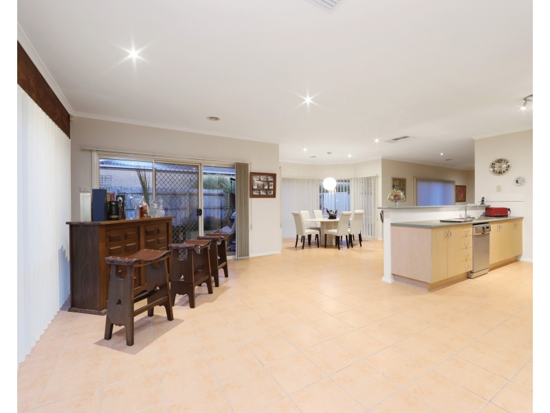 3 Tanglewood Road, Rowville VIC 3178