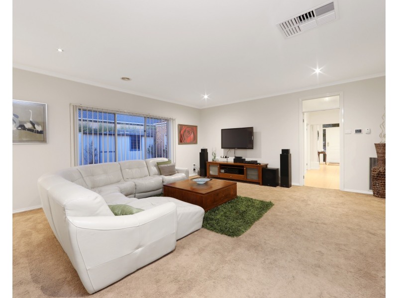 3 Tanglewood Road, Rowville VIC 3178