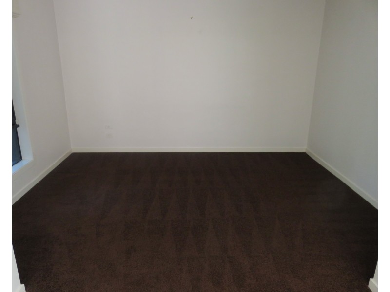 63 Sovereign Manors Crescent, Rowville VIC 3178