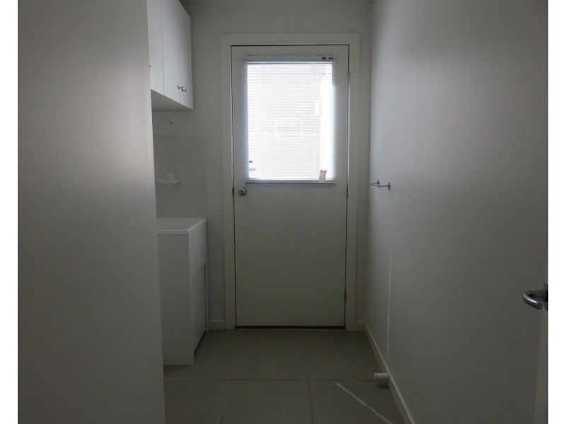 63 Sovereign Manors Crescent, Rowville VIC 3178