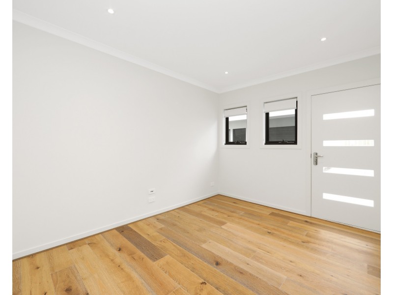 2/9 Luton Court, Rowville VIC 3178