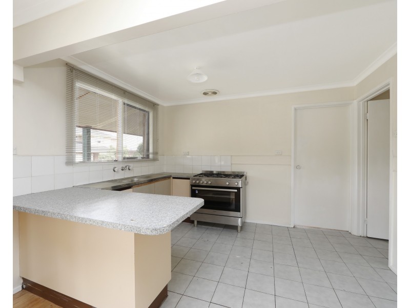 14 Rayner Close, Rowville VIC 3178