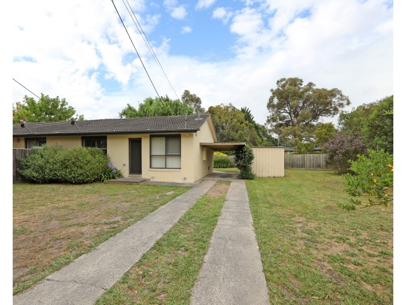 5A Mcdonald Crescent, Boronia VIC 3155