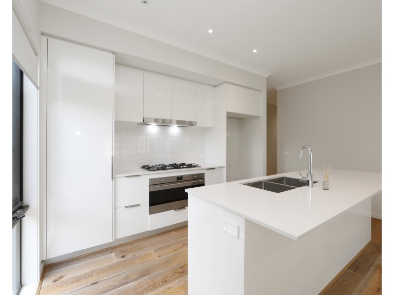 5/9 Luton Court, Rowville VIC 3178