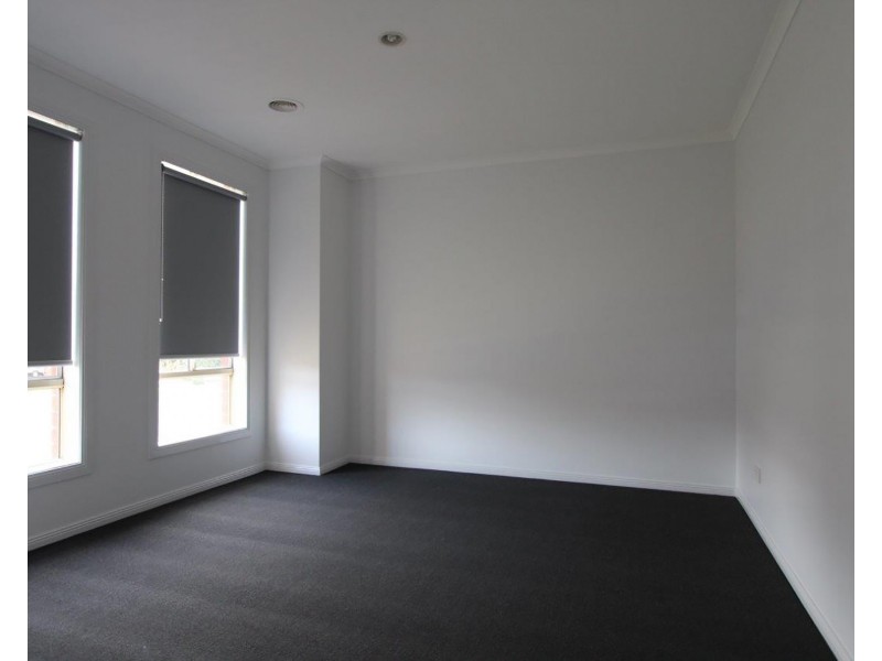 37 Eureka Crescent, Narre Warren South VIC 3805