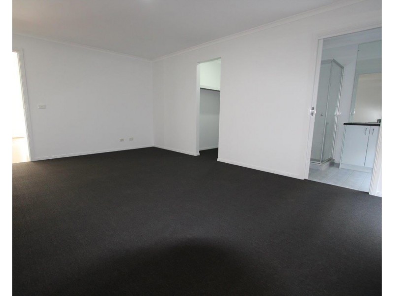 37 Eureka Crescent, Narre Warren South VIC 3805