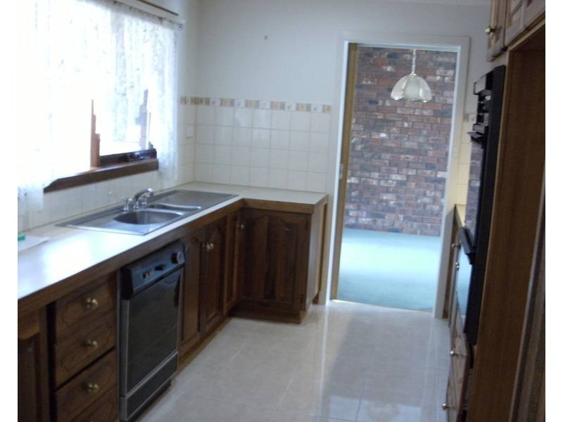 14 Chirnside Road, Berwick VIC 3806