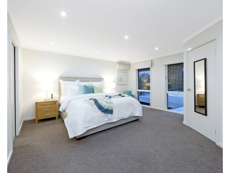 63 Bellfield Drive, Lysterfield VIC 3156