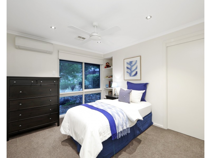 63 Bellfield Drive, Lysterfield VIC 3156