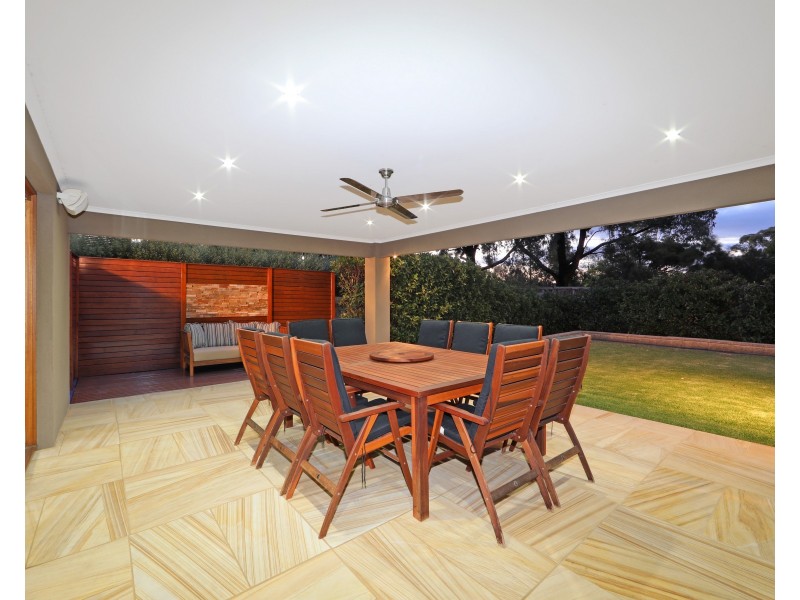 63 Bellfield Drive, Lysterfield VIC 3156