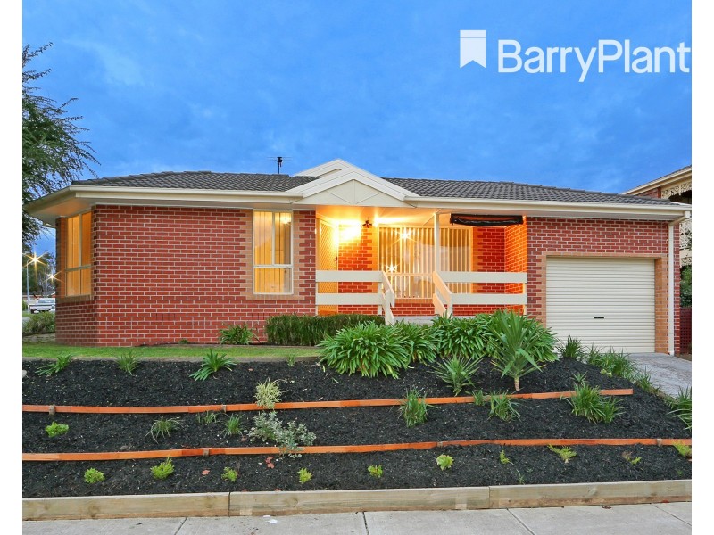 10 Lakeside Boulevard, Rowville VIC 3178