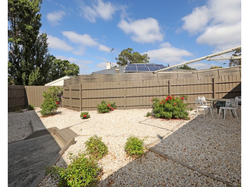 2/2 Dorset Road, Ferntree Gully VIC 3156