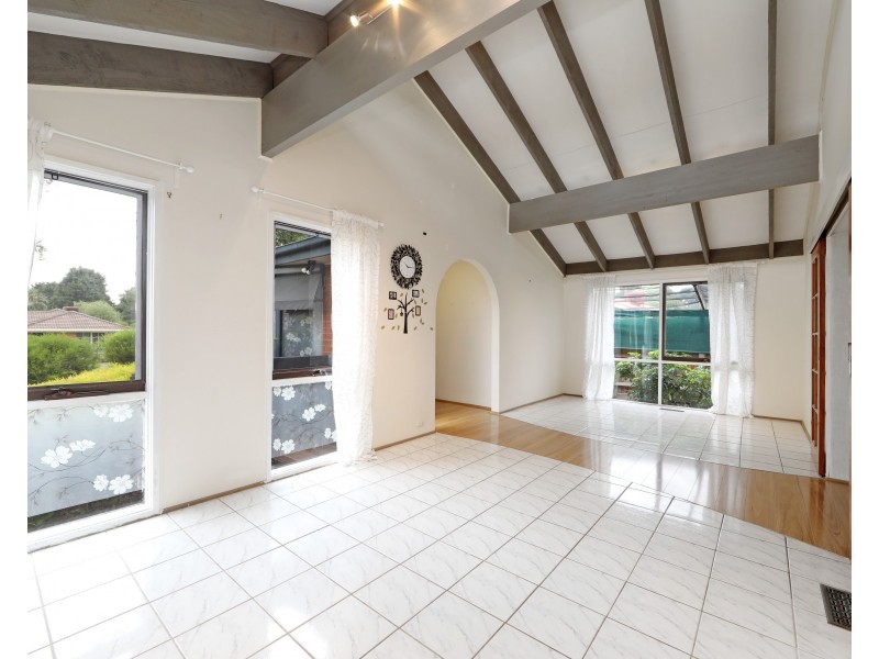 50 Spruce Drive, Rowville VIC 3178