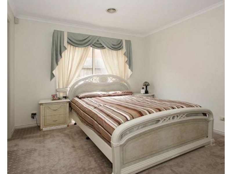 61 Clauscen Drive, Rowville VIC 3178