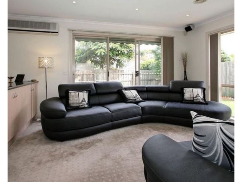 61 Clauscen Drive, Rowville VIC 3178