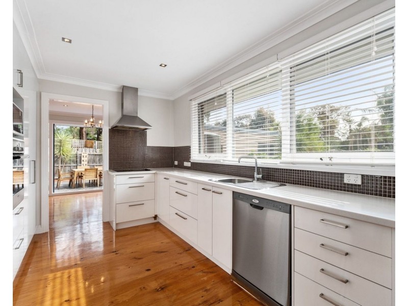 4 Karabil Close, Scoresby VIC 3179