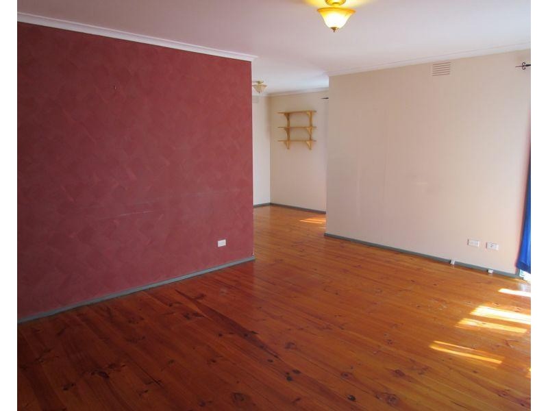 30 Stamford Crescent, Rowville VIC 3178