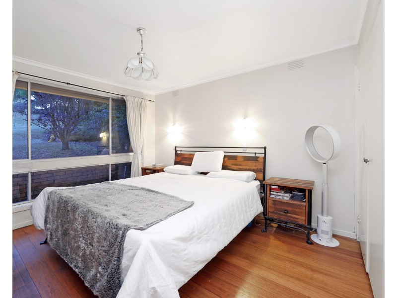 30 Churchill Park Drive, Lysterfield South VIC 3156