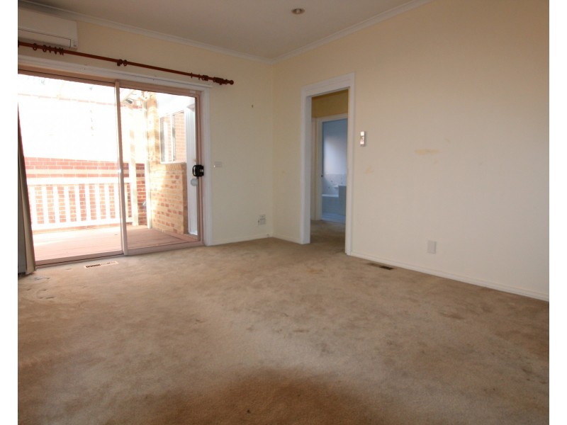 21 Bridgewater Way, Rowville VIC 3178