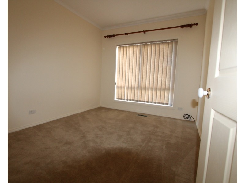 21 Bridgewater Way, Rowville VIC 3178