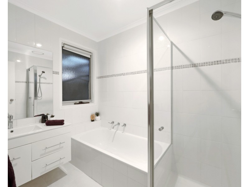 1 Santed Court, Rowville VIC 3178