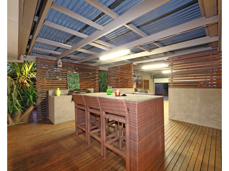 1 Santed Court, Rowville VIC 3178