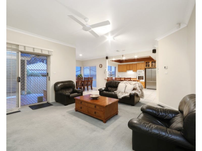 44 Armstrong Drive, Rowville VIC 3178