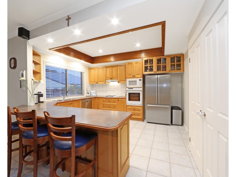 44 Armstrong Drive, Rowville VIC 3178