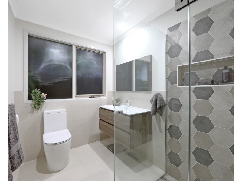 17 Cutler Close, Ferntree Gully VIC 3156