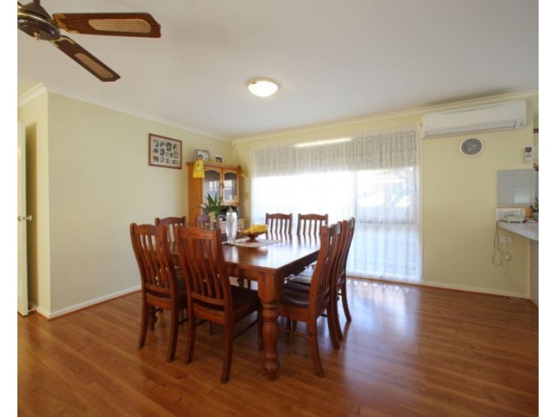 19 Laanecoorie Drive, Lysterfield VIC 3156