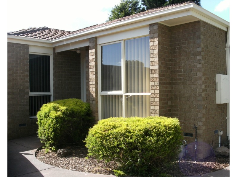 2/6 Bark Avenue, Rowville VIC 3178