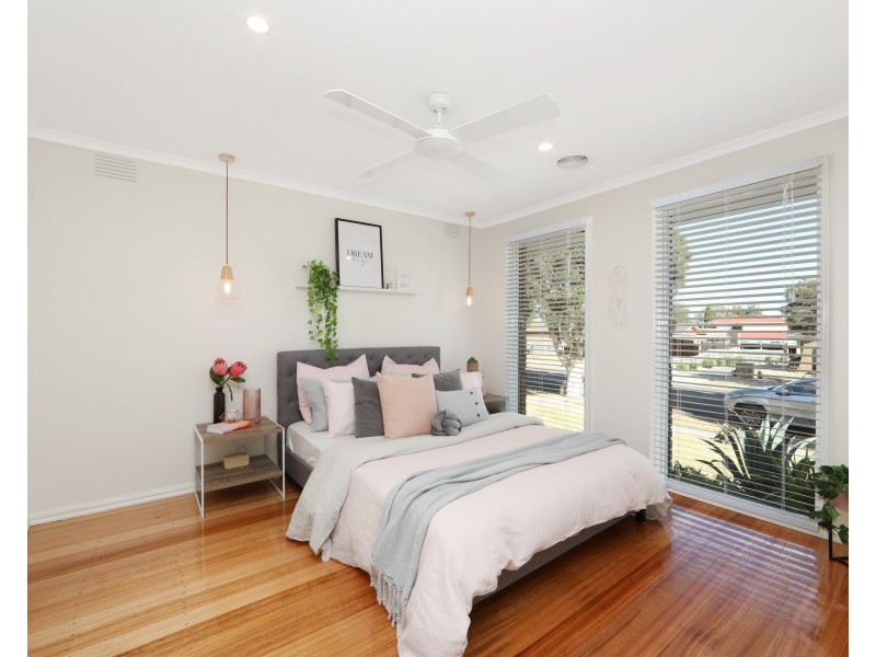 9 Berrabri Drive, Scoresby VIC 3179