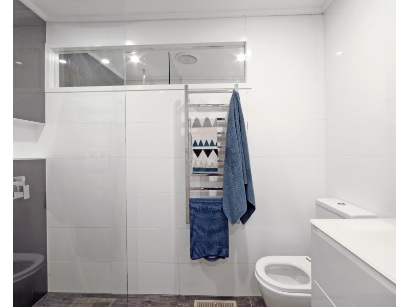 9 Berrabri Drive, Scoresby VIC 3179