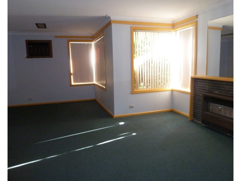 16 O’Connor Road, Knoxfield VIC 3180